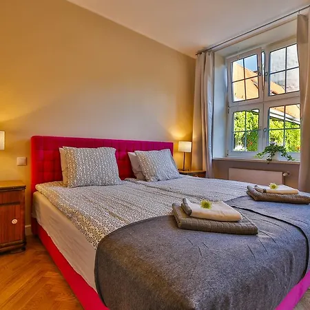 Apartament Bursztynowy Mariacka Old Town *